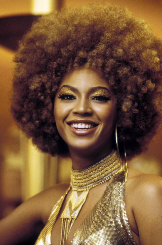 Illustration for article titled YOU ARE GOLDEN : A HOLIDAY LOOK BOOK